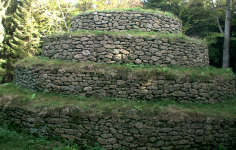 Pyramide (Ober Neustift)